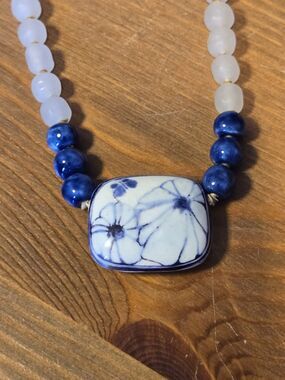Vintage Artisan-Made Blue & White Floral Pottery Pendant Beaded Necklace